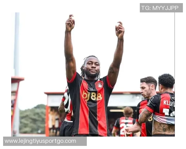 塞梅尼奥英超表现均衡左脚81射进8球右脚69射进10球