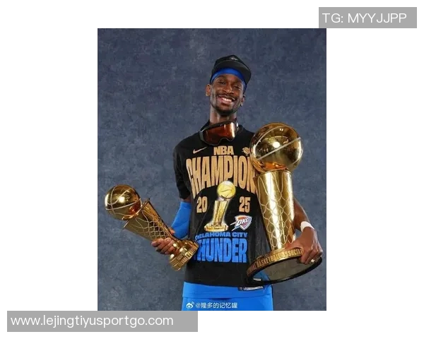 杰伦布朗荣获ESSENCE风云男士称号展现球场内外的卓越贡献