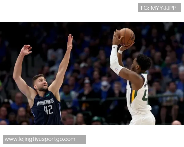 米切尔第三节火力全开单节砍下16分并贡献3抢断助力球队表现出色